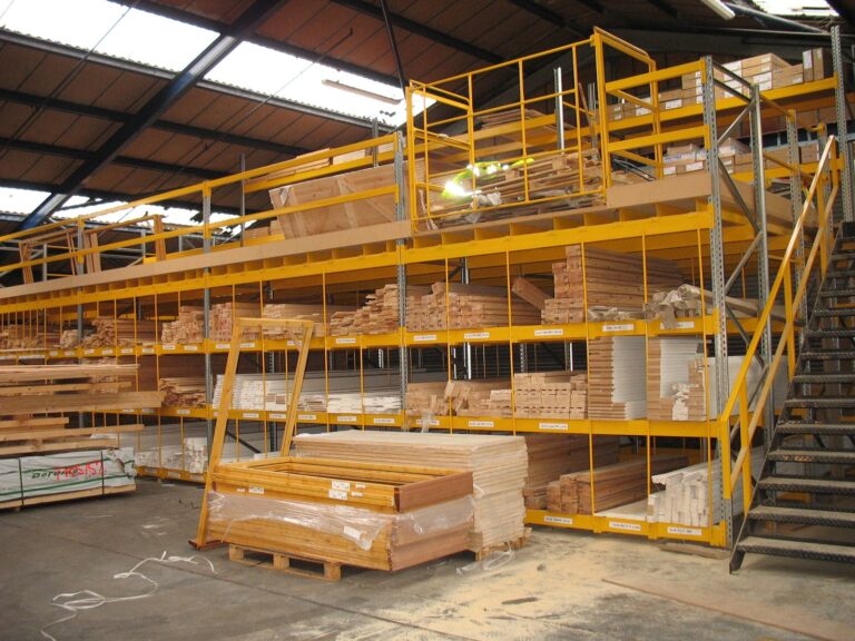 Pigeon Hole Racking for Timber accompanied with a mezzanine flooring to provide an extension of storage within your warehouse storage.