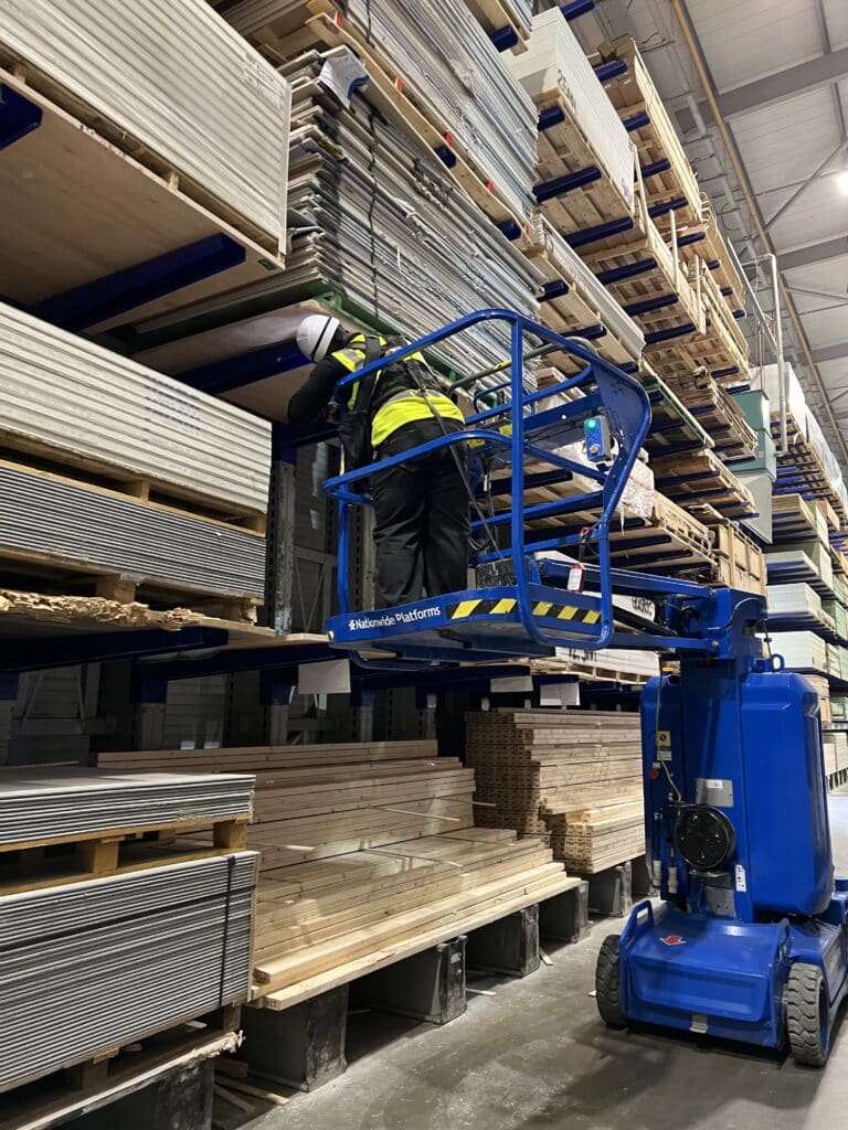 Stakapal were called out to a customer's site to conduct a annual racking inspection. These inspections are vital for a company and should only be carried out by certified personnel. Thankfully, Stakapal are full members of SEMA - our in-house team of installers and inspectors have undertaken the appropriate accreditations and are SEIRS and SARI qualified, so our customers know that they are in good hands.